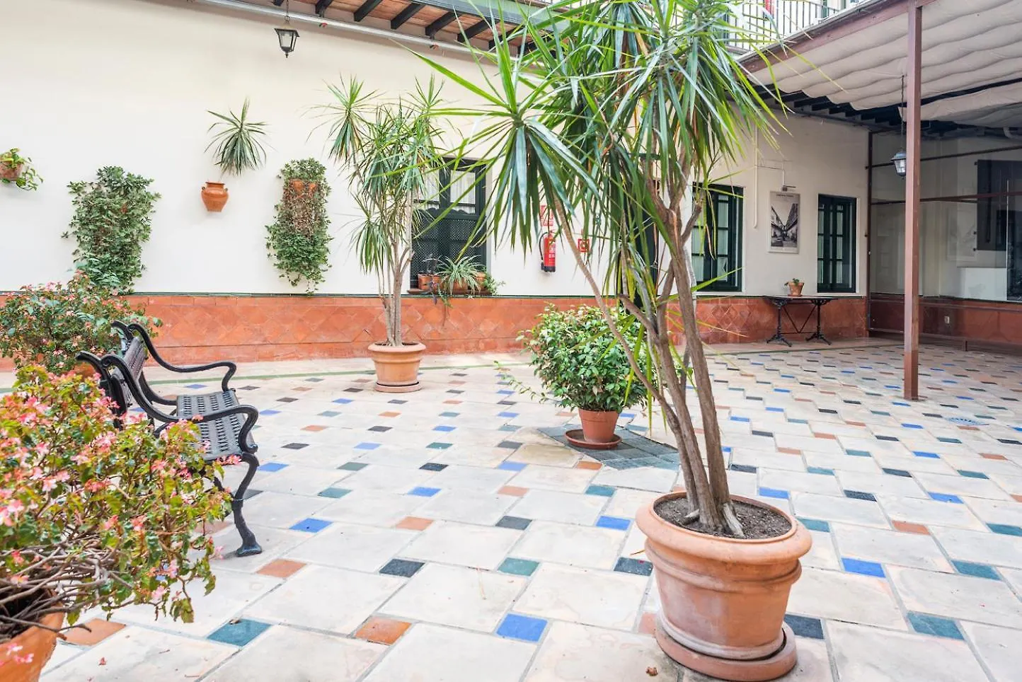 Alohamundi Lumbreras I Apartment Seville